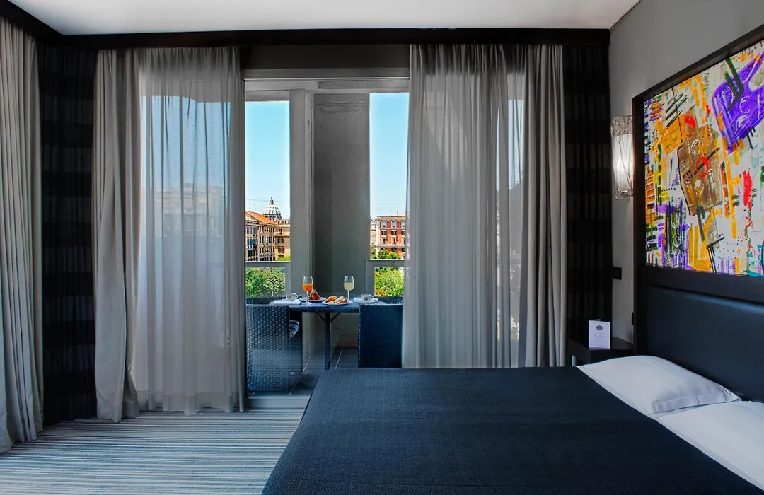 Twentyone Hotel-1