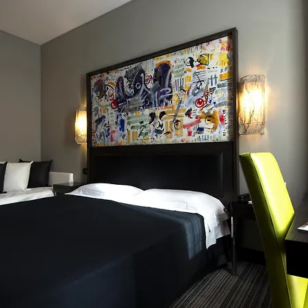 Twentyone Hotel-2
